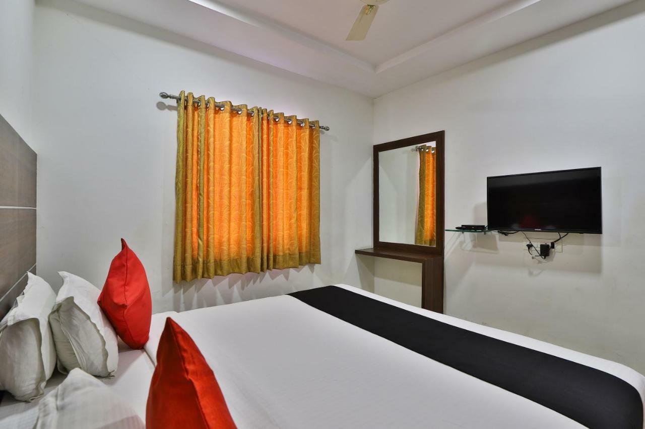 Banyan Paradise Resort Vadodara Extérieur photo