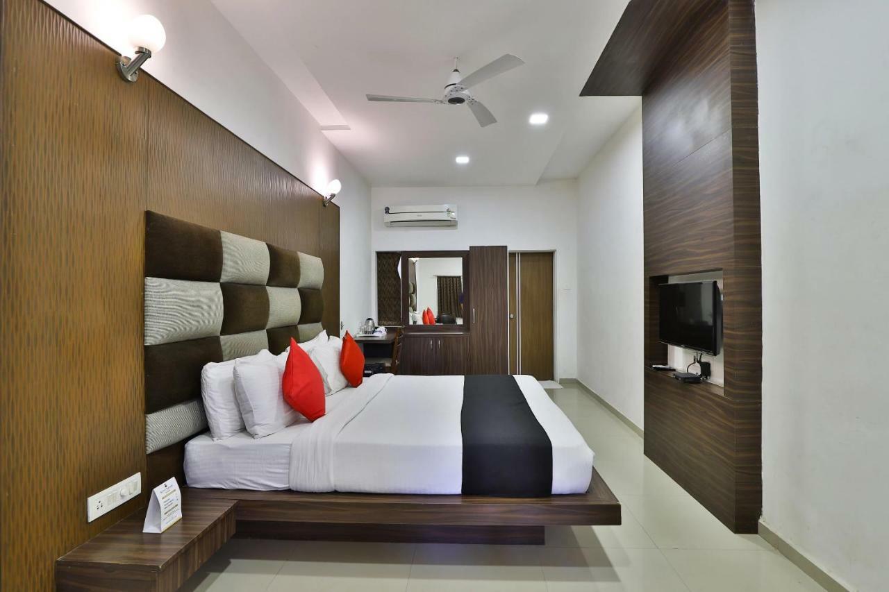 Banyan Paradise Resort Vadodara Extérieur photo